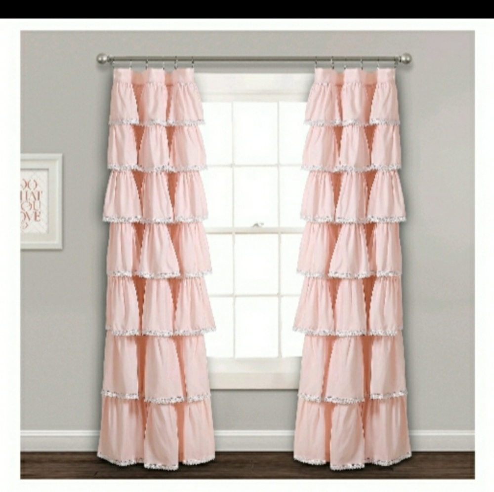 #214. NWT Lush Decor Lace Ruffle Window Curtain Panel.